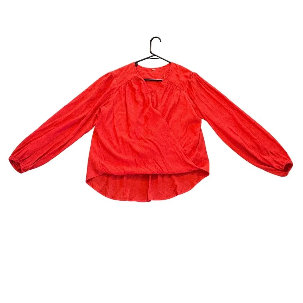 Free‎ People Red Crinkle Long Sleeve Blouse Women's Medium